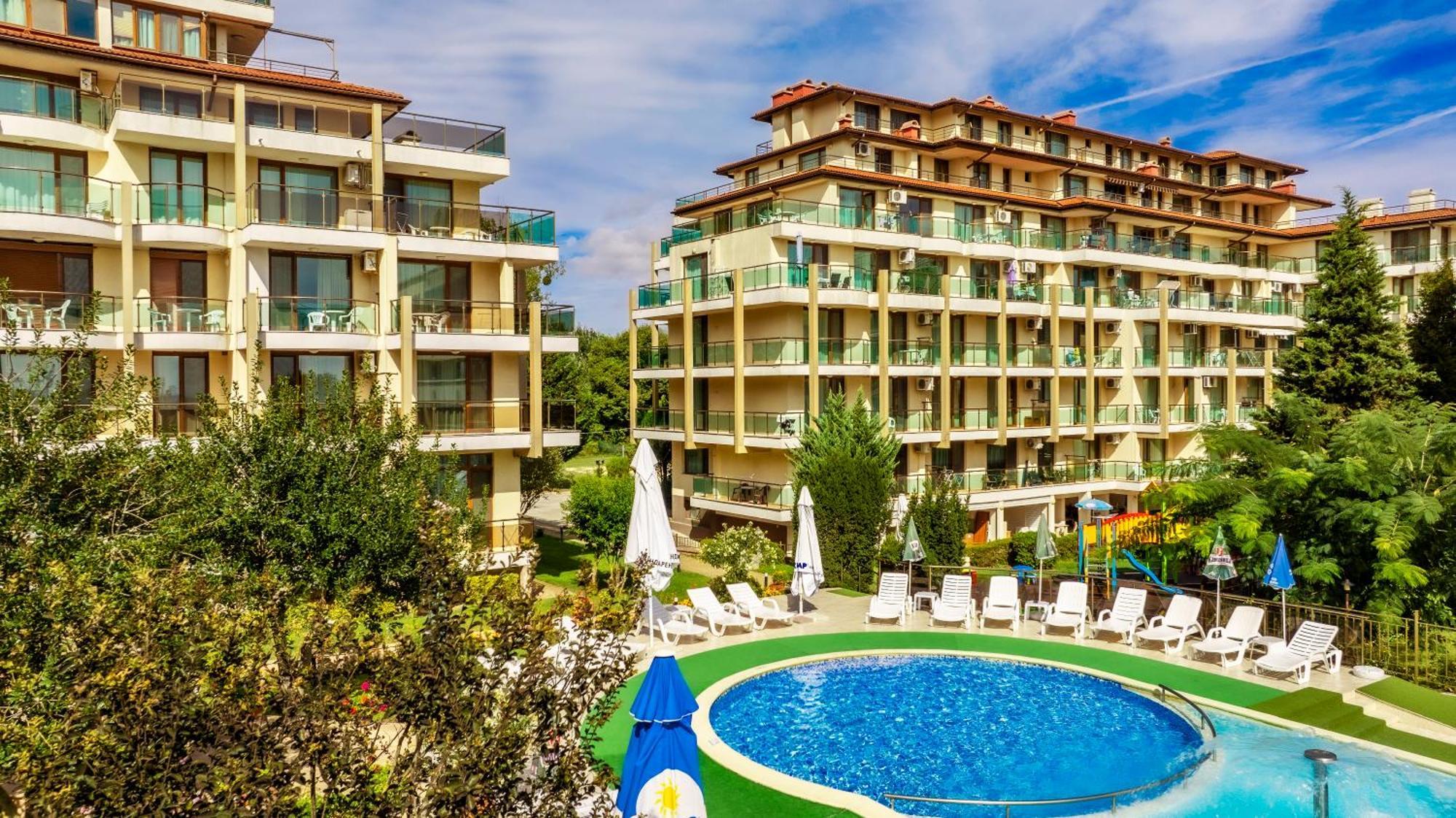 Aparthotel Hotel Prestige City II Primorsko Buitenkant foto
