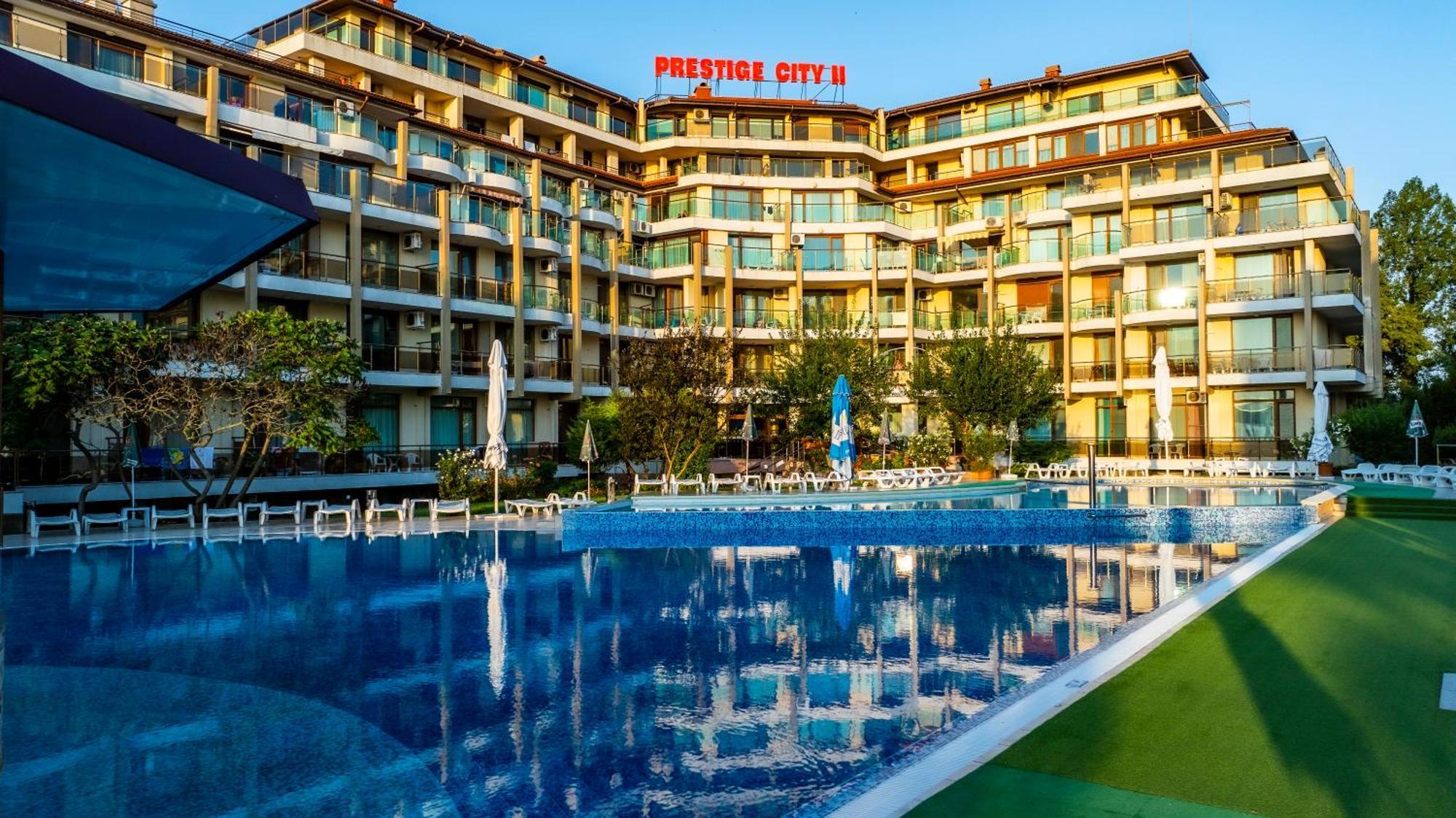 Aparthotel Hotel Prestige City II Primorsko Buitenkant foto