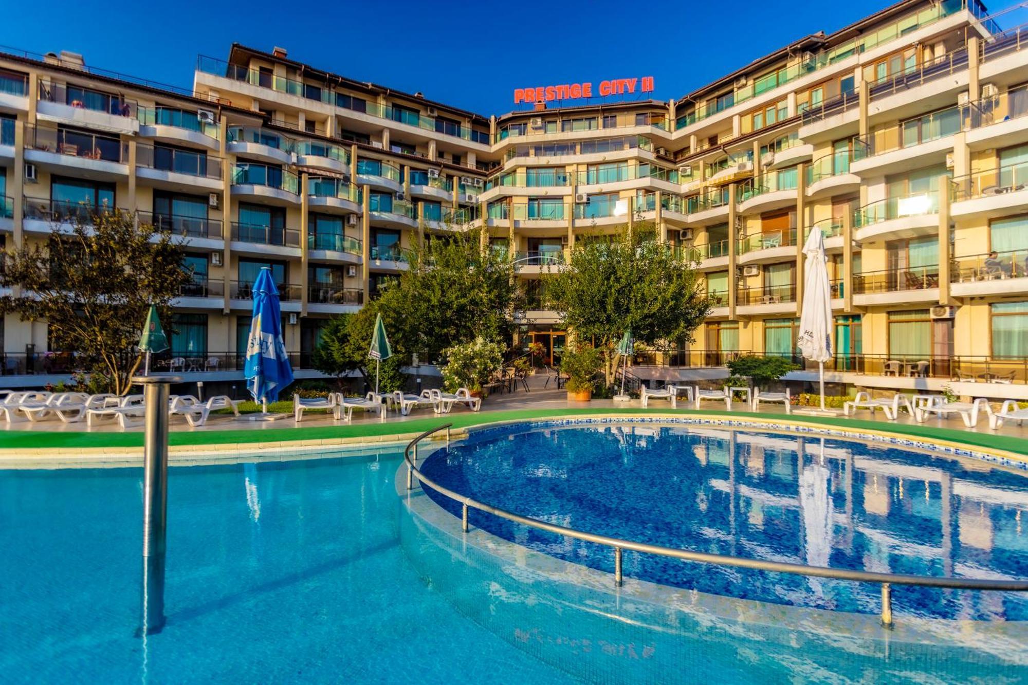 Aparthotel Hotel Prestige City II Primorsko Buitenkant foto