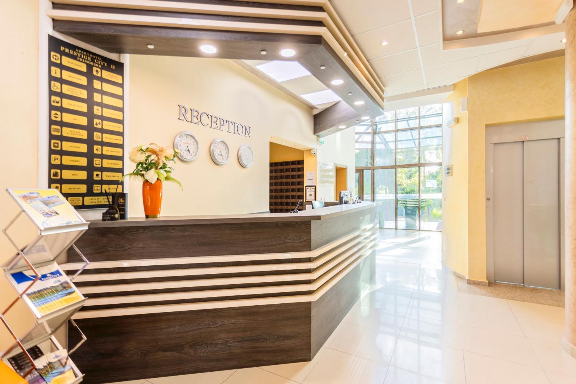 Aparthotel Hotel Prestige City II Primorsko Buitenkant foto